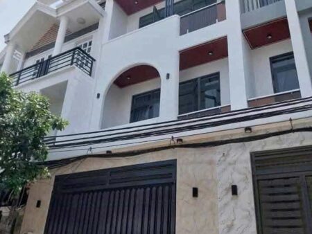 BÁN GẤP NHÀ 48,8M2 ĐƯỜNG NGUYỄN BIỂU, P 2, Q 5.CHỈ CÁCH SIÊU THỊ COOP FOOD 450M.SỔ HỒNG RIÊNG