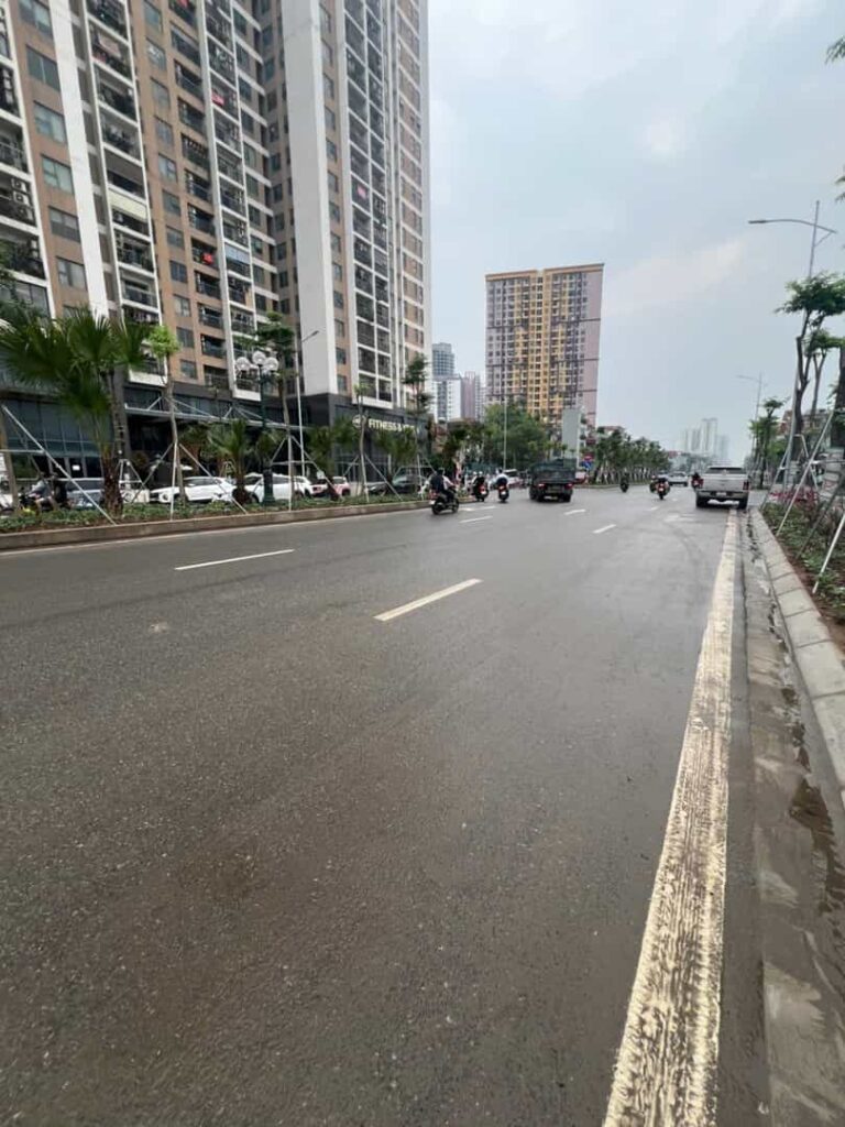 Hiếm ! Trịnh Đình Cửu, Hoàng Mai – Một Bước Ra Đường Vành Đai – view KDT – Full Nội Thất.