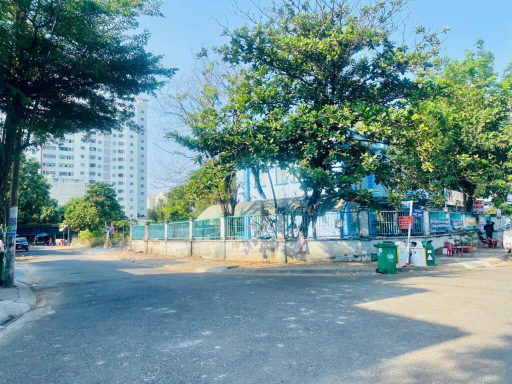 Bán Biệt Thự 250m2 Gần Tên Lửa – 19 Tỷ 990 – Có Dòng Tiền 35 Triệu/Tháng
