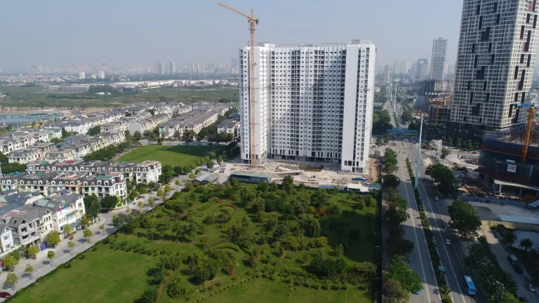 Anland LakeView