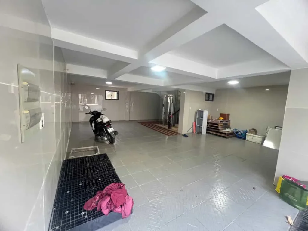 Cho Thuê Biệt Thự Hẻm Xe Tải QL 13, Hiệp Bình Phước – 200m2, 4PN