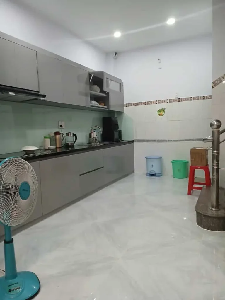 Bán Nhà Mặt Tiền Đường 179 Tân Phú – 56m² – 3 Tầng – Giá 7.4 Tỷ