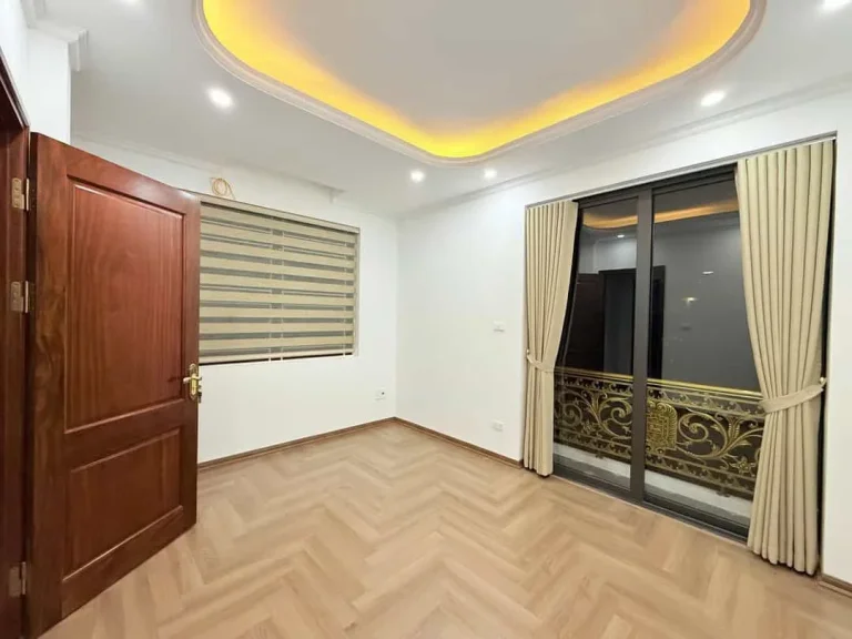 Bán Nhà Lô Góc 6 Tầng Thang Máy Minh Khai – Kinh Doanh Sầm Uất