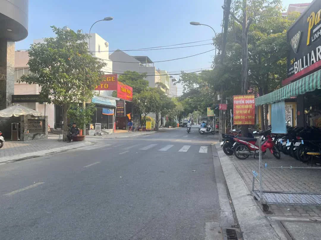 Bán Tòa Nhà Góc 2 Mặt Tiền Đường Số, Tân Kiểng, Quận 7 – 241m2, Hầm 7 Tầng