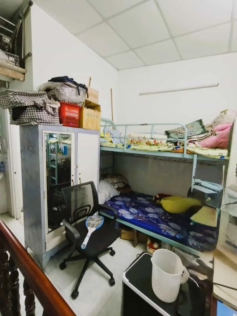 Bán Nhà 3 Tầng Âu Cơ, Tân Phú – 2PN, Sổ Hồng Riêng