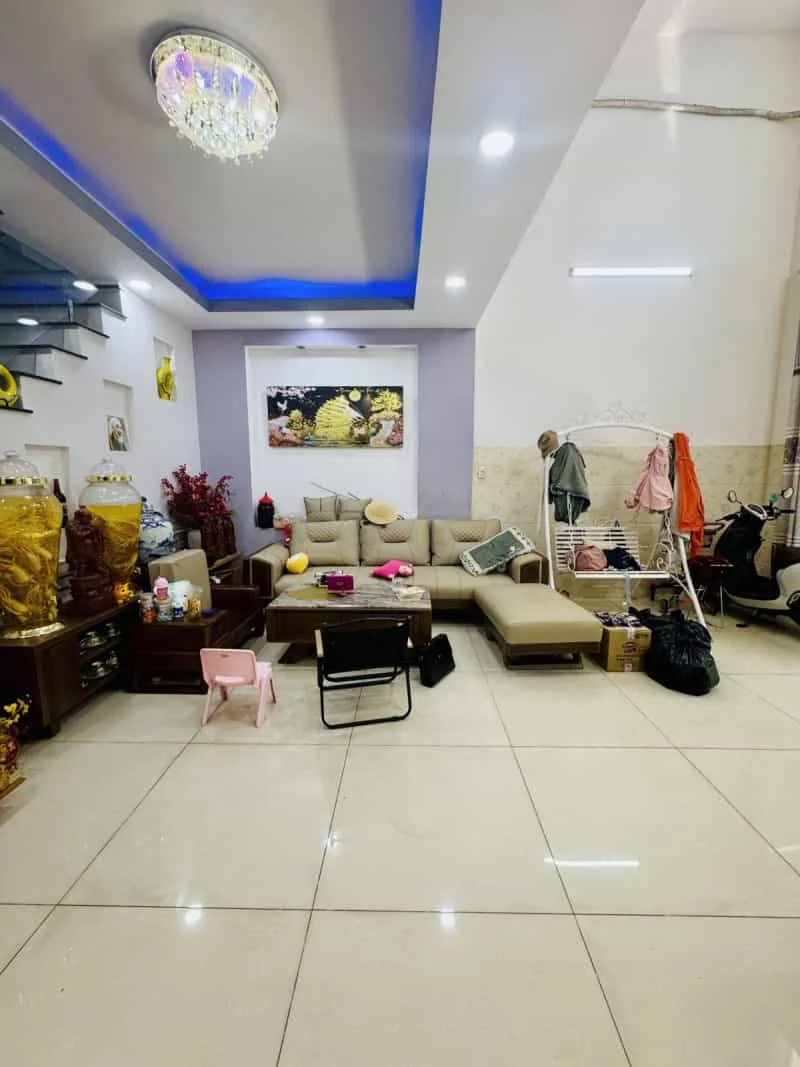 Bán Nhà Hẻm Xe Hơi Giáp Q11 – 59m2 – 3 Tầng – 4PN – Sổ Hồng