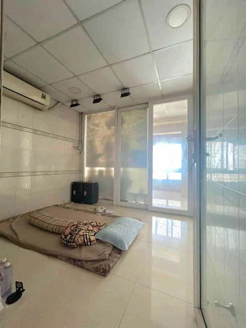Bán Nhà 3 Tầng CMT8 Gần Metro Số 2 – 3PN – Sổ Hoàn Công