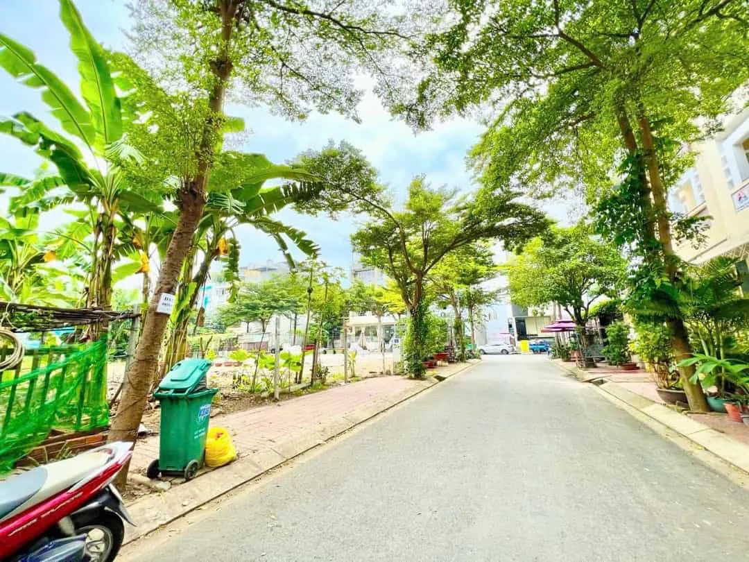 Bán 2 Lô Đất Nền Liền Kề KDC Kim Sơn Quận 7 – 200m2 – SHR