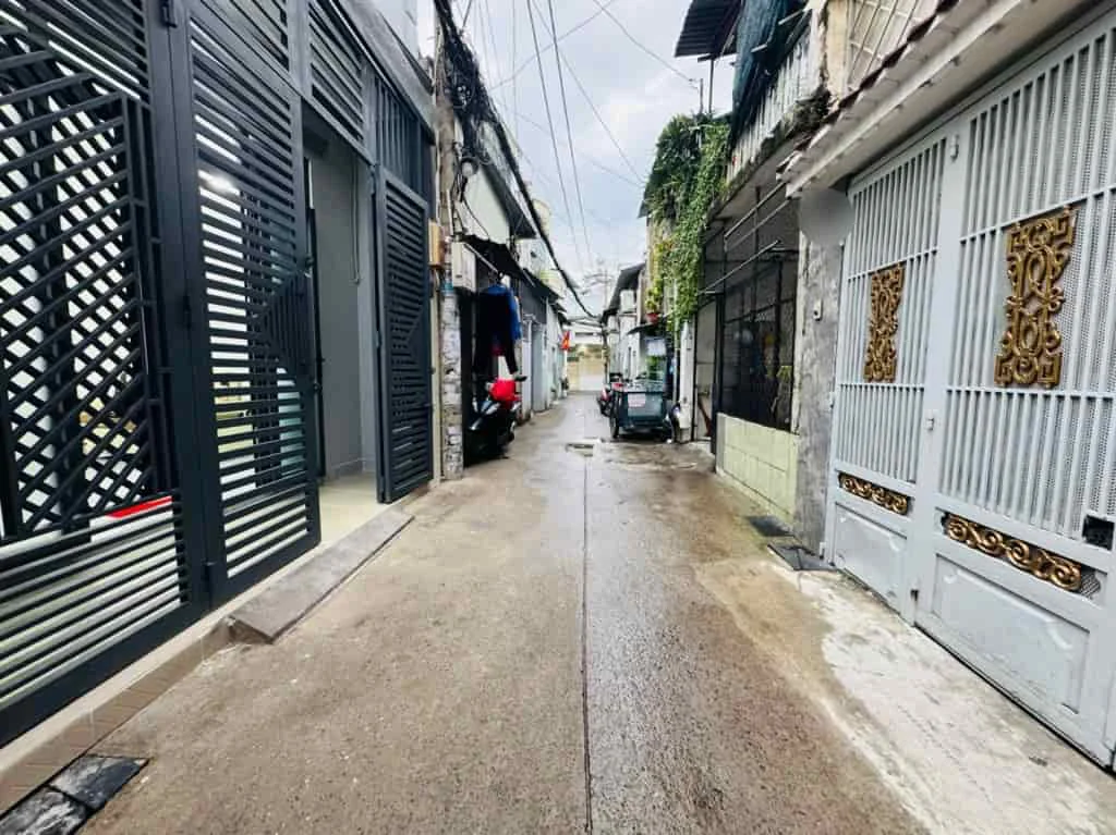 Bán Nhà 2 Lầu Gần Ga T3 Tân Bình – 36m2 – Full Nội Thất