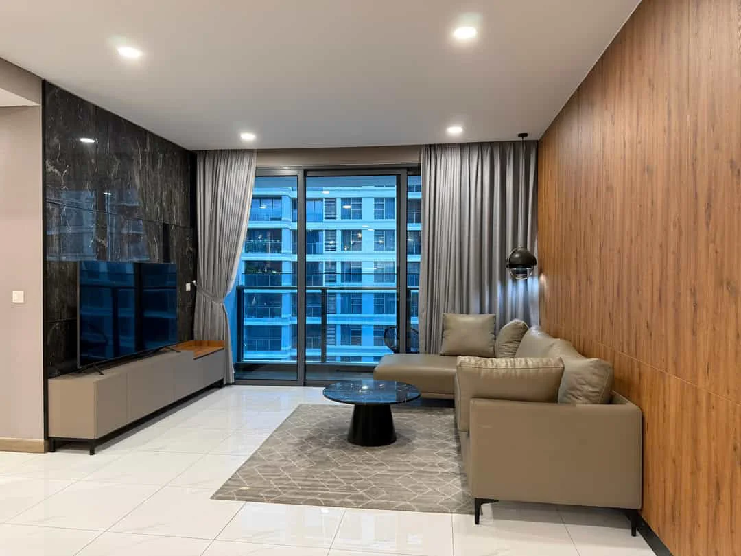 Cho Thuê Căn Hộ Sunwah Pearl 3PN Full Nội Thất – View Sông Đẹp