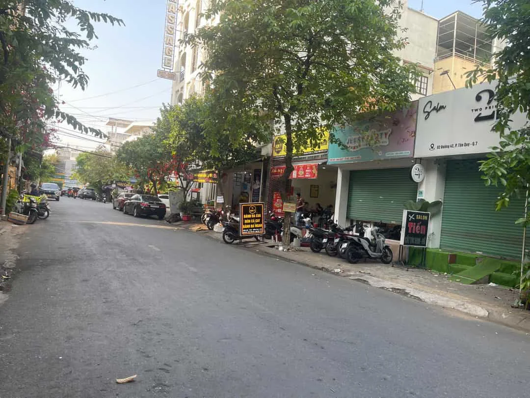 Bán Đất Góc 2 Mặt Tiền Đường 42 & 79 Tân Quy Quận 7 – 330m2