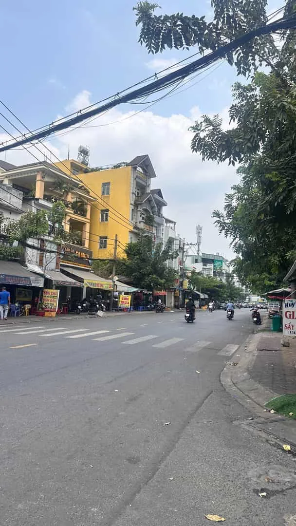 Bán CHDV Hẻm Xe Hơi Phạm Văn Bạch – 37 Phòng – 5 Tầng – Thu Nhập 200 Triệu/Tháng