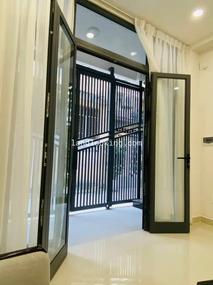 Nhà Đẹp Gần Mặt Tiền Nguyễn Văn Trỗi, Phú Nhuận – 42m2 – Sổ Hồng Riêng