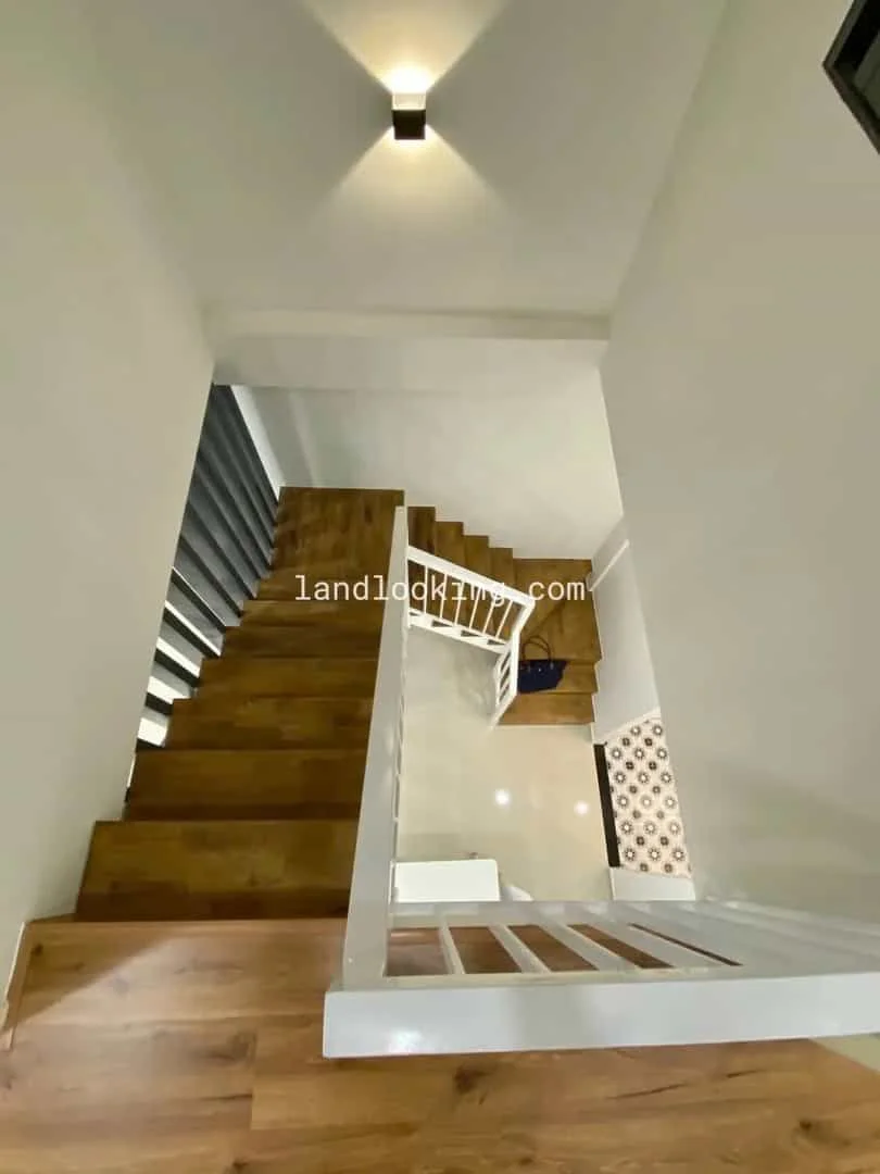 Nhà Đẹp Gần Mặt Tiền Nguyễn Văn Trỗi, Phú Nhuận – 42m2 – Sổ Hồng Riêng