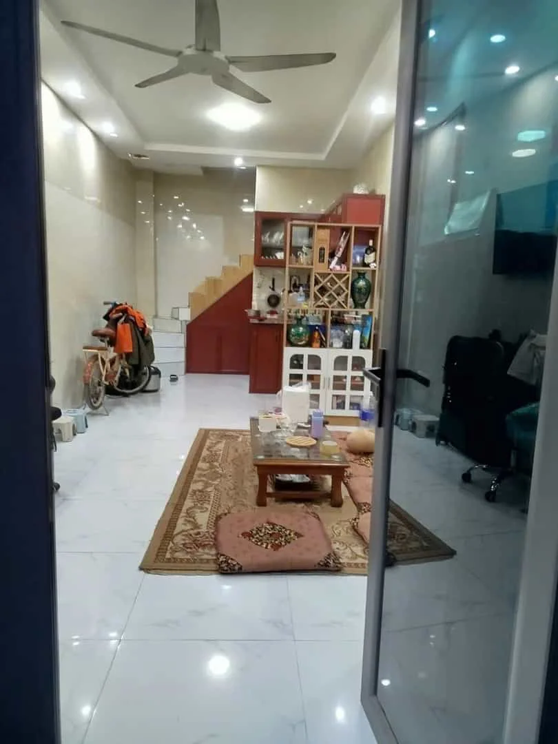 Bán Nhà 3 Tầng Phố Đại Từ – 23m2 – 1,55 Tỷ