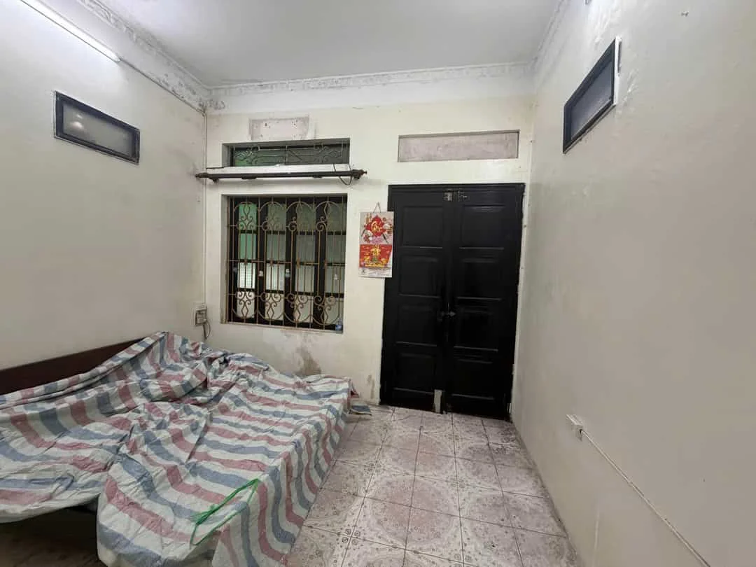 Bán 35m2 Đất Tặng Nhà Vĩnh Tuy – Hai Bà Trưng – Ô Tô Đỗ Cửa