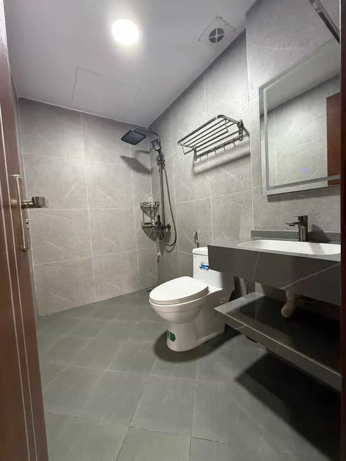 Nhà Mặt Phố Phân Lô 7 Tầng Vỉa Hè Rộng – Giá 26,8 Tỷ
