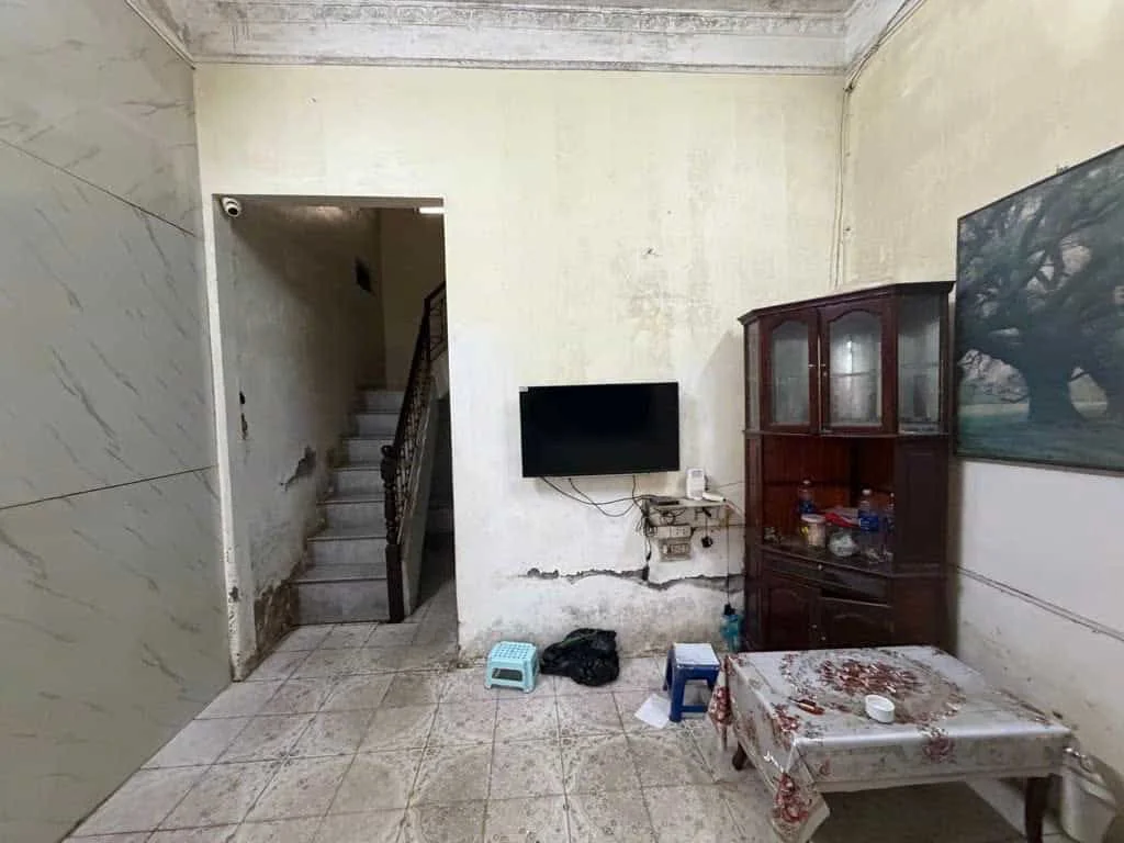Bán Đất Tặng Nhà 34m2 Vĩnh Tuy – Ô Tô Đỗ Cửa – Hai Bà Trưng