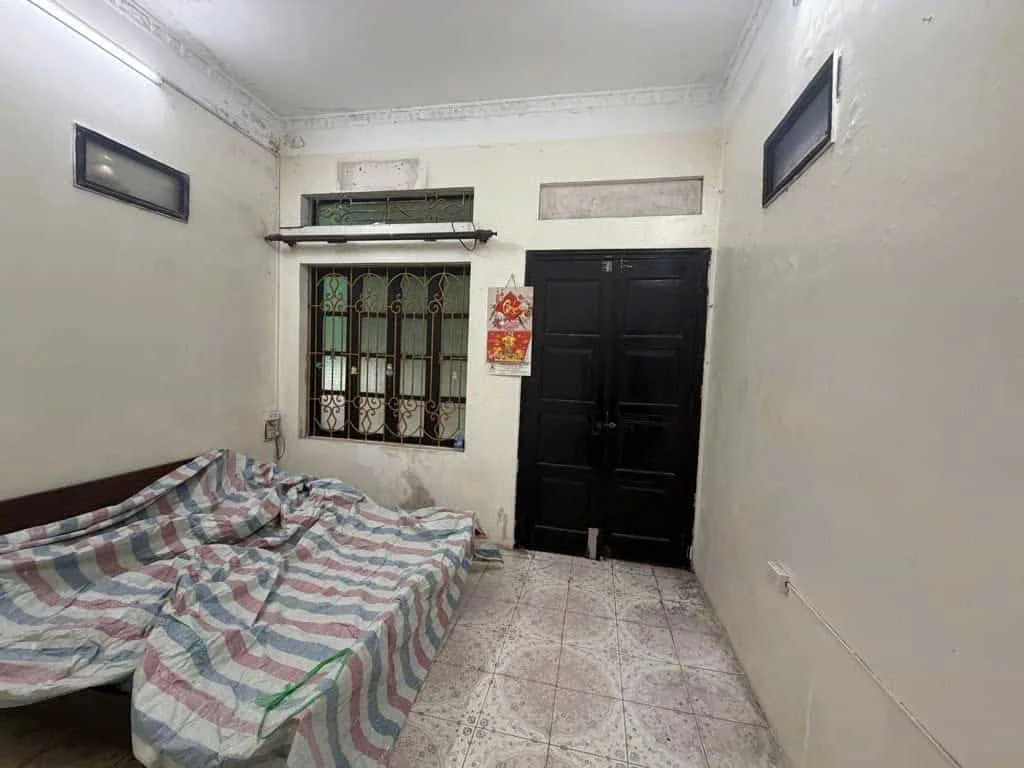 Bán Đất Tặng Nhà 34m2 Vĩnh Tuy – Ô Tô Đỗ Cửa – Hai Bà Trưng