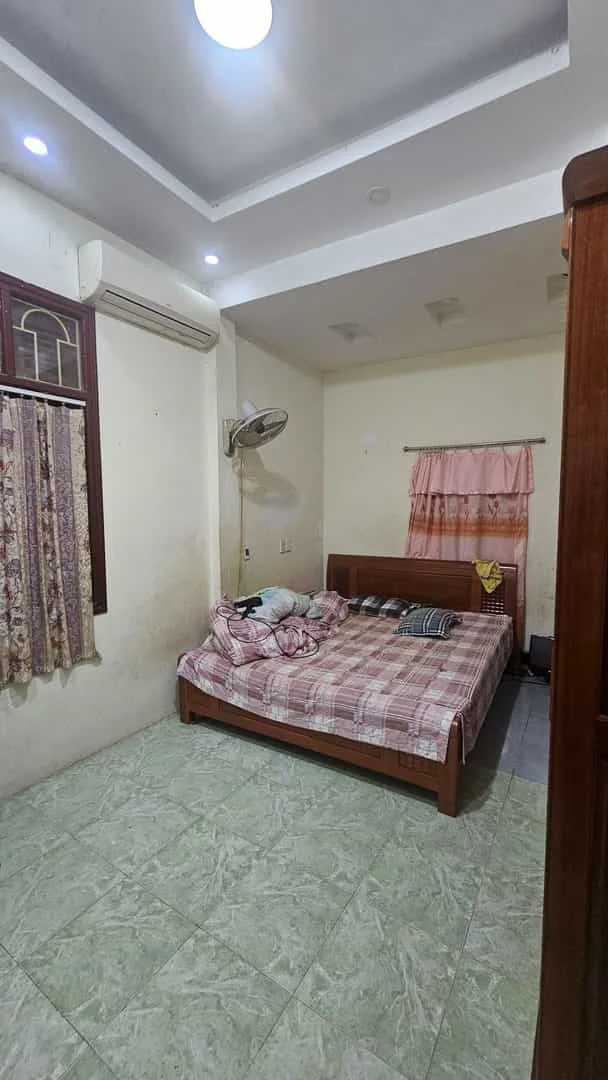 Nhà Đất Định Công – Gần Chỗ Đỗ Xe – Sổ Đỏ Chính Chủ