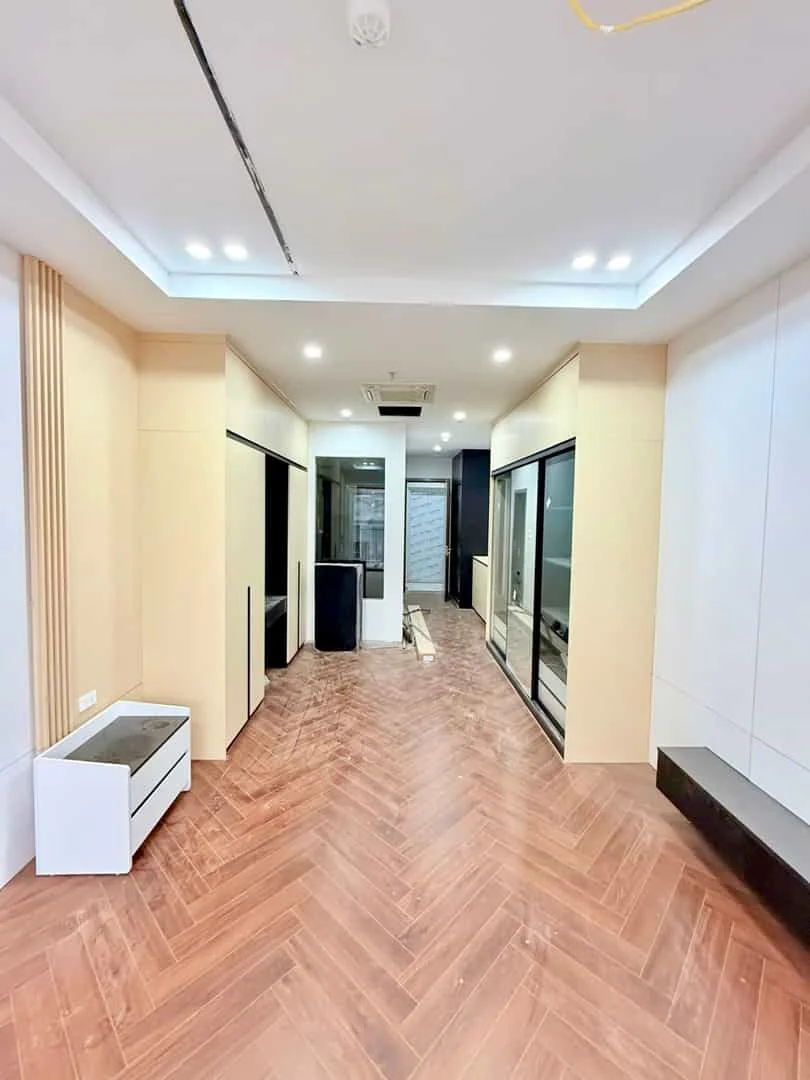 Phân Lô Ô Tô Trung Kính, Cầu Giấy – 53m², 7 Tầng Thang Máy, Gara Ô Tô
