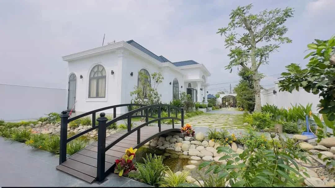 Bán Villa Sport Club Cao Cấp – Đường 6m, Long An – Ao Cá Koi và Sân Pickleball