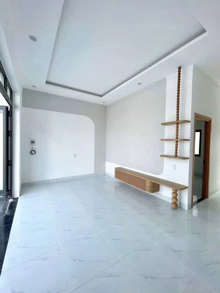Biệt Thự Mini Mới Xây – Mặt Tiền Đường Kinh Doanh Ngã Tư Tân Triều