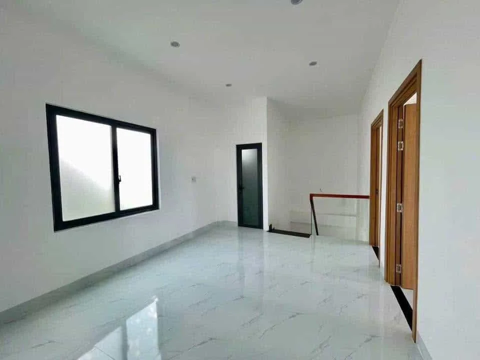 Biệt Thự Mini Mới Xây – Mặt Tiền Đường Kinh Doanh Ngã Tư Tân Triều