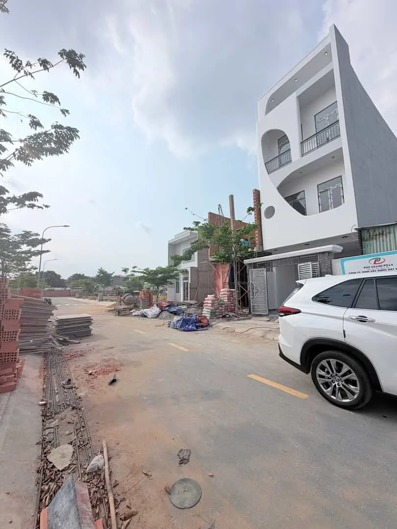 Bán Nhà 1 Trệt 2 Lầu Khu TĐC Bửu Hoà – Biên Hoà, Đồng Nai