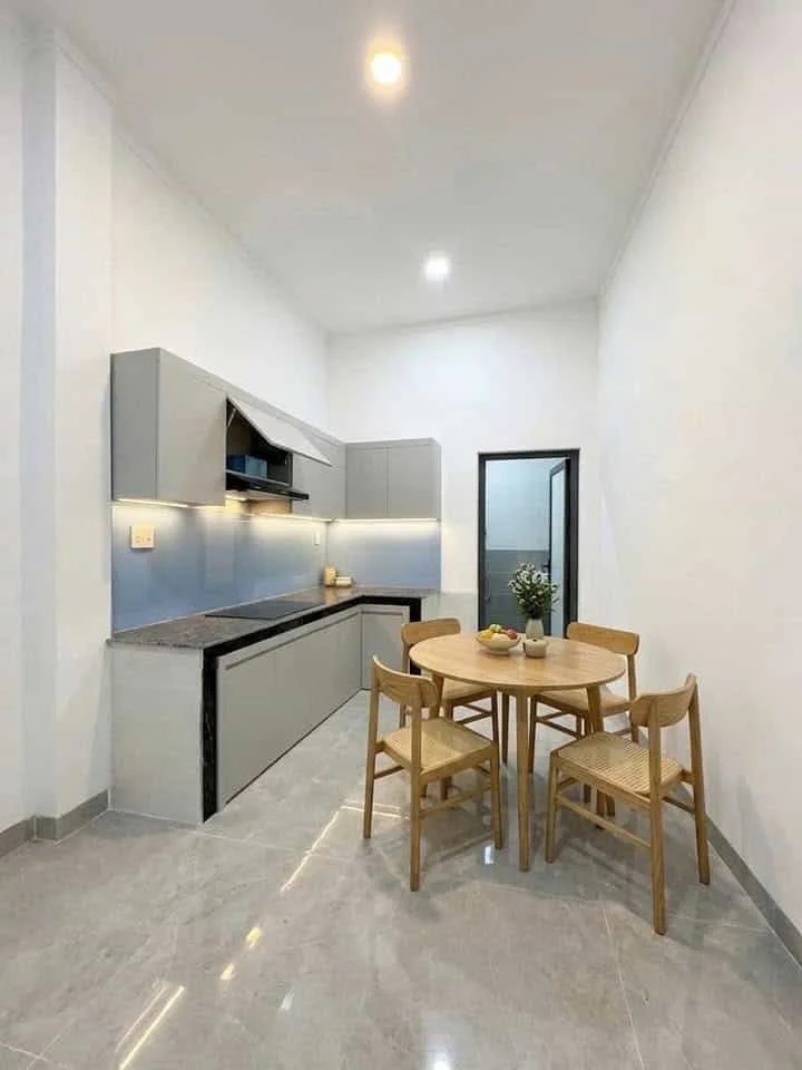 Biệt Thự Ven Sông Tân Triều – Diện Tích 90m2 – Sổ Hồng Riêng
