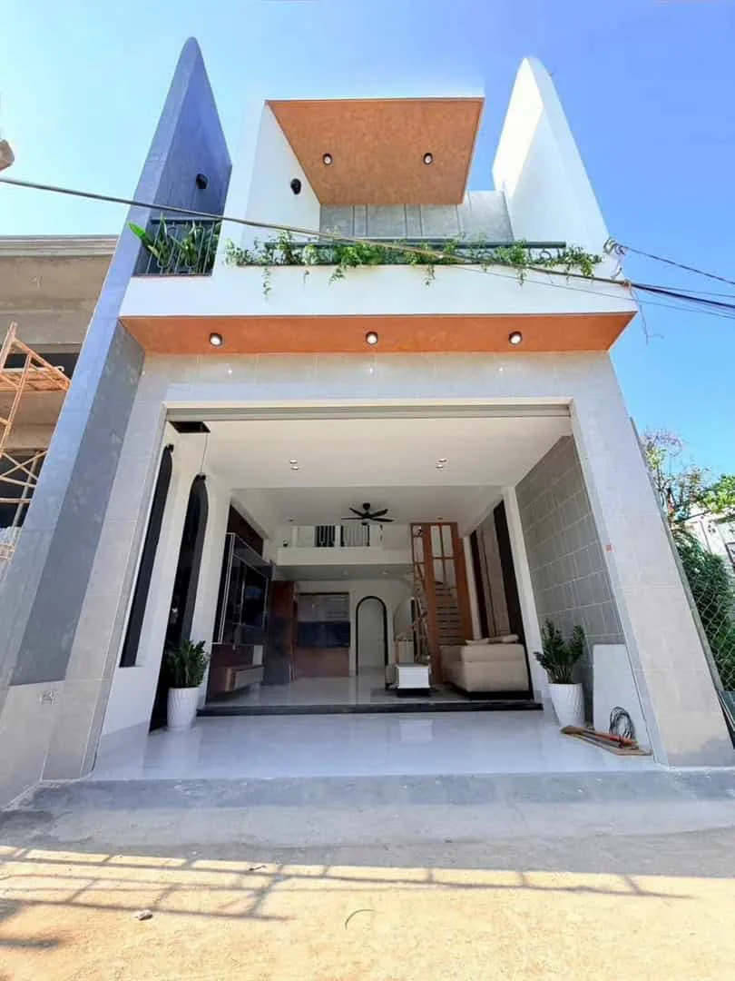 Bán Nhà 1 Trệt 1 Lầu Đối Diện Trường Tiểu Học Tân Phong – 65m²