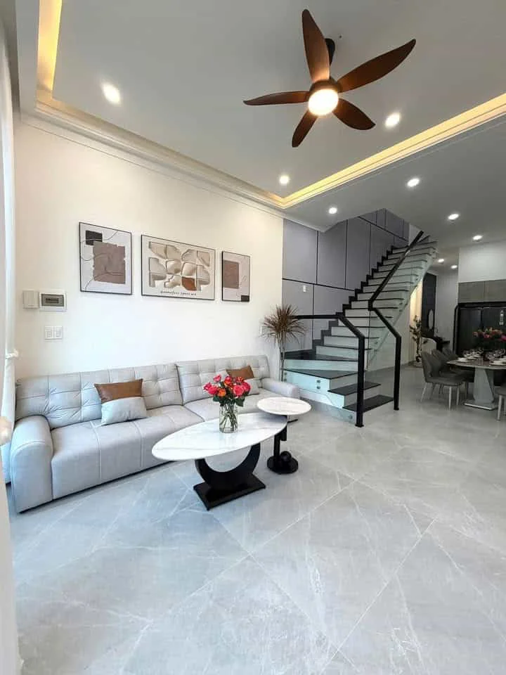 Nhà 1 Trệt 1 Lầu Xây Sẵn – Trung Tâm Đô Thị Mới Thạnh Phú