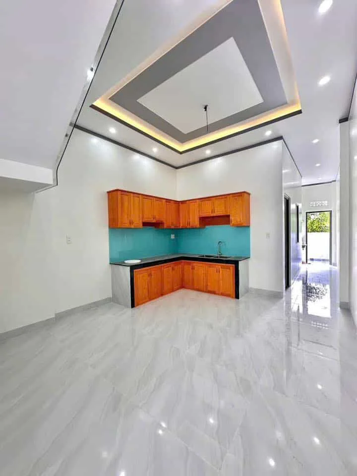 Bán Nhà 1 Trệt 1 Lầu Sổ Riêng – Mặt Tiền Đường Nhựa 9 Mét