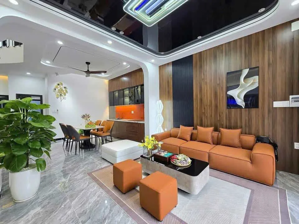Bán Nhà 2 Lầu Gần Sân Bay Biên Hòa – Diện Tích 180m2