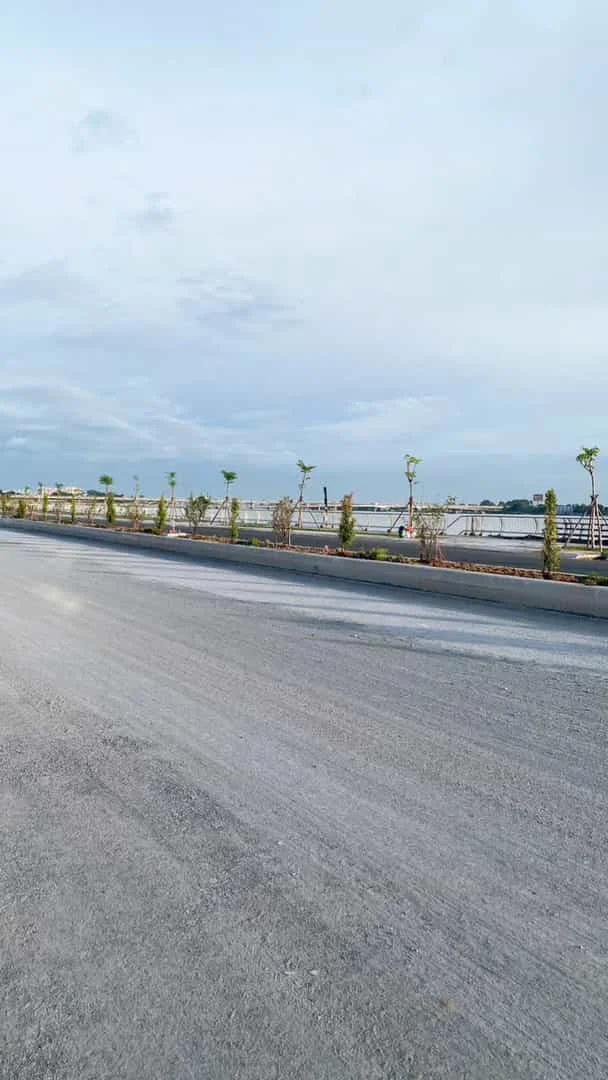 Bán Nhà Cấp 4 Mặt Tiền Bờ Kè – Bửu Long – 65m² Sổ Riêng Thổ Cư