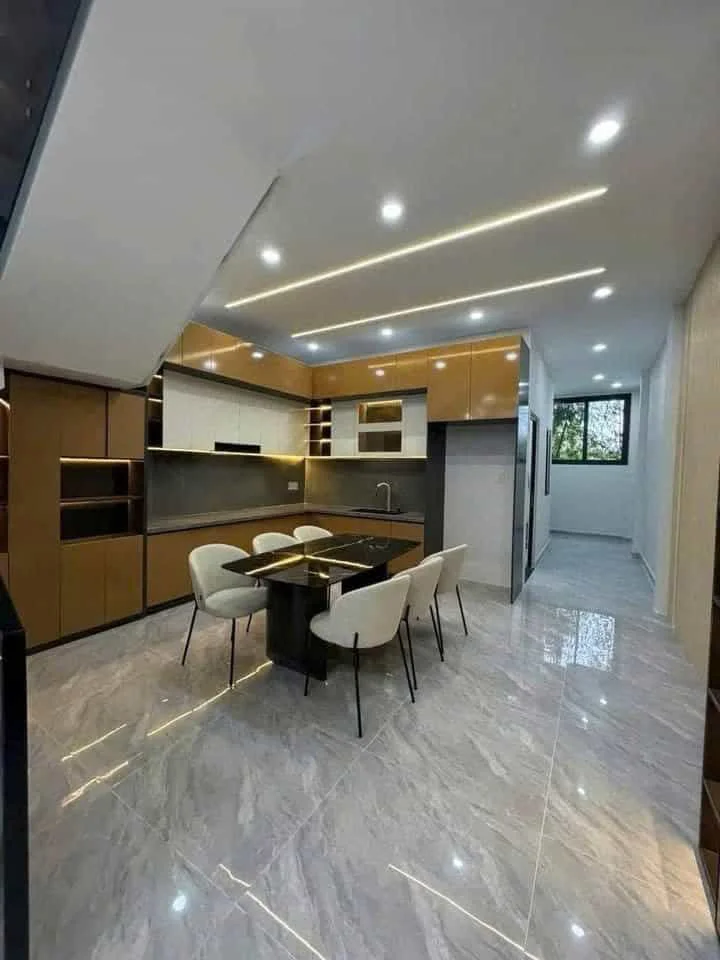 Nhà Góc 2 Mặt Tiền Hoàn Thiện Sổ Riêng – 600 Triệu Nhận Nhà