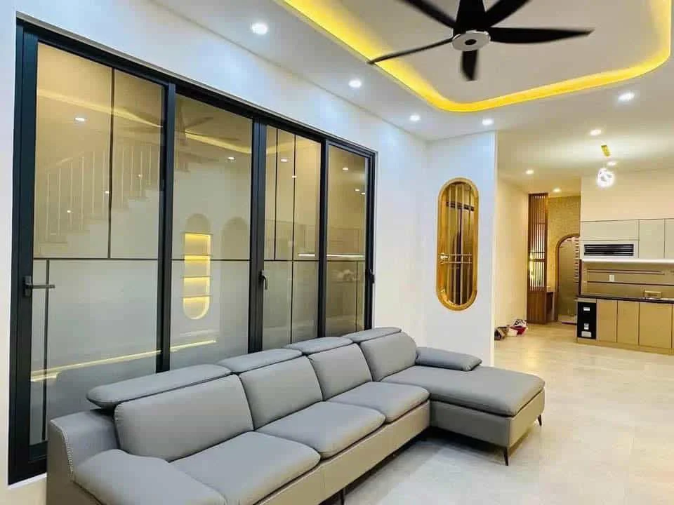 Bán Căn Nhà Lầu Gần Đường Huỳnh Văn Nghệ – Giá Hợp Lý Thương Lượng