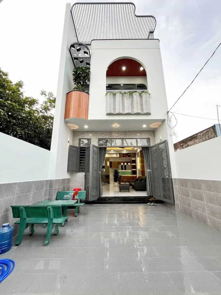 Bán Đất 14x14m Gần Chợ và Trường Học – Sổ Hồng Riêng