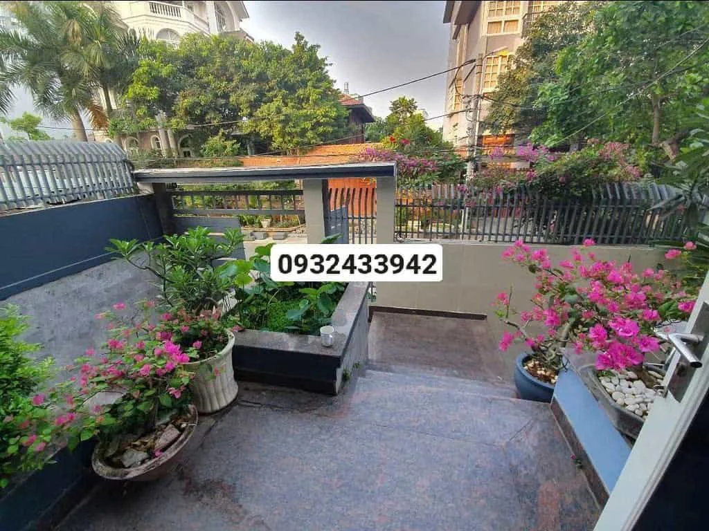 Cho Thuê Mặt Bằng Mặt Tiền Nguyễn Hữu Thọ – 250m2 Đầy Đủ Nội Thất