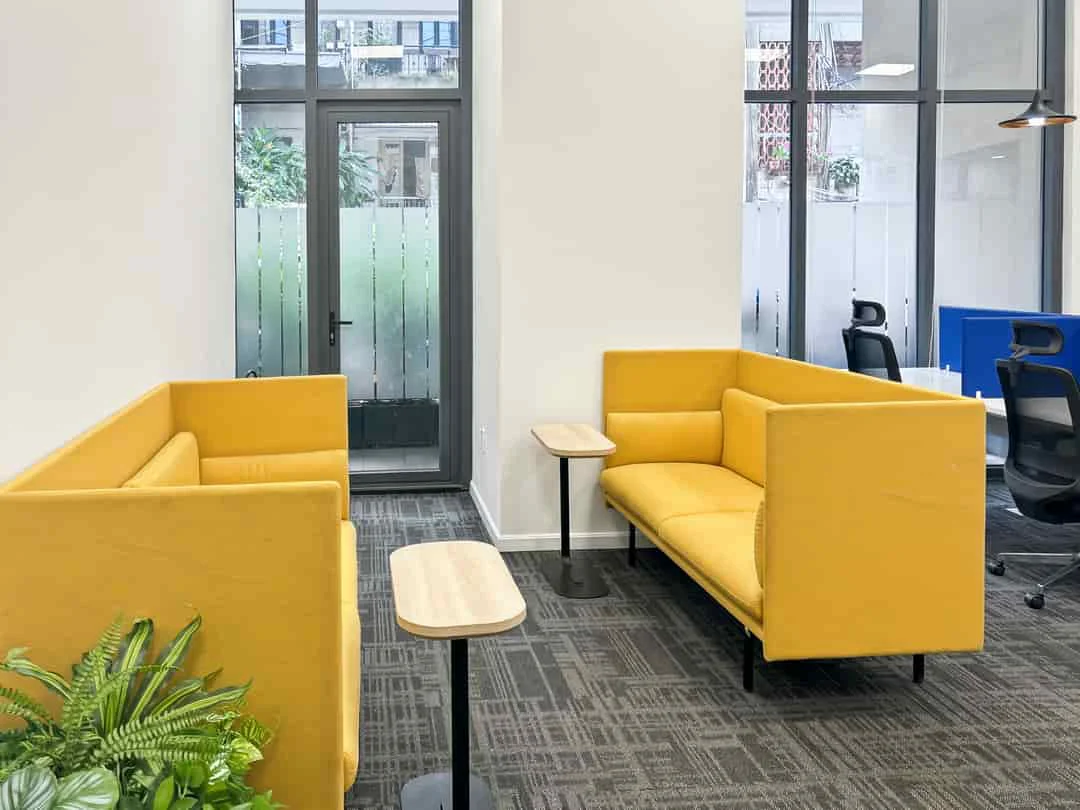 Cho Thuê Không Gian Làm Việc Chung Tại Regus L’Mak – Bàn Làm Việc Linh Hoạt