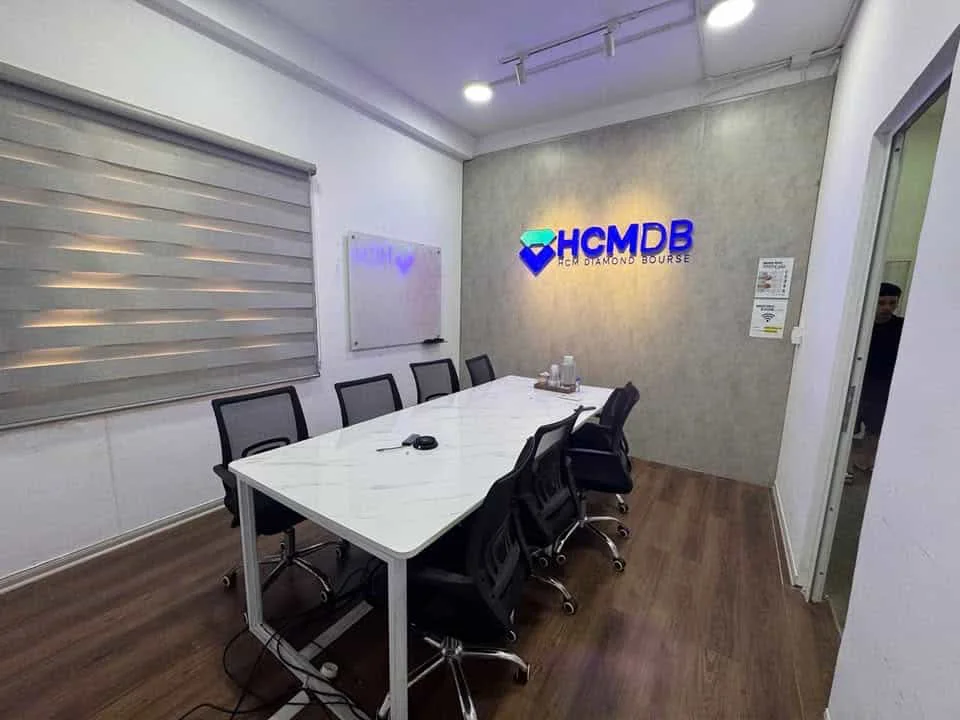 Cho Thuê Nhà Nguyên Căn Góc 2 Mặt Tiền Quận 1 – Vị Trí Đẹp, Phù Hợp Kinh Doanh