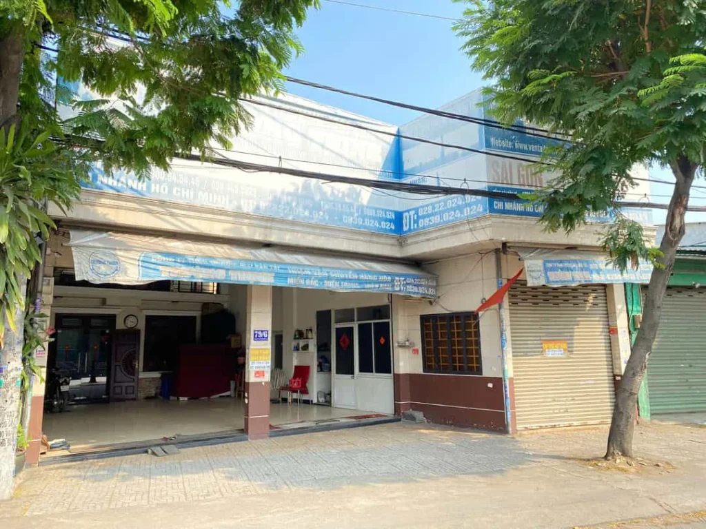 Cho Thuê Mặt Bằng Cửa Hàng Mặt Tiền Quốc Lộ 1A – Diện Tích 132m2